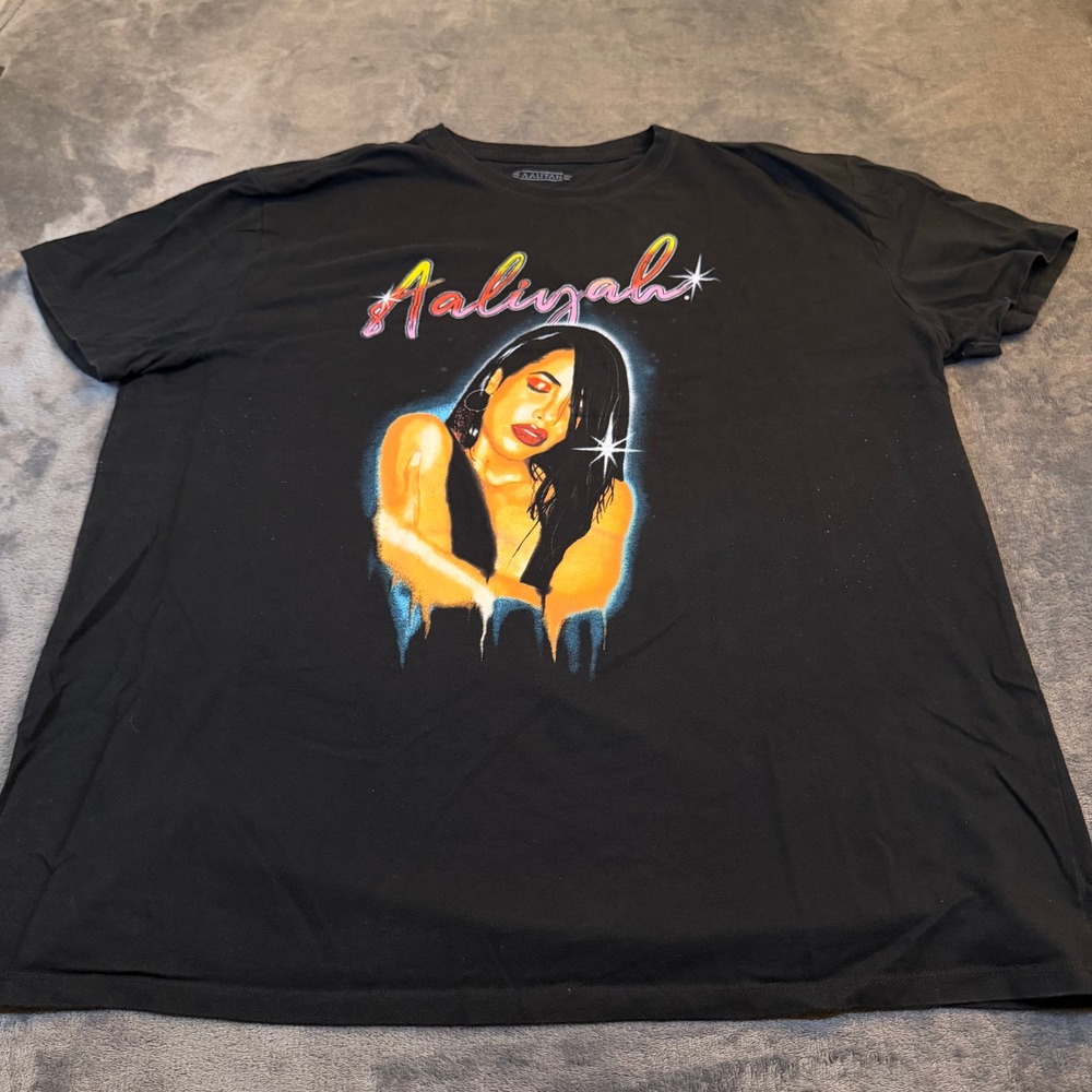 Aaliyah Graphic T Shirt Mens 2XL Black Short Sleeve Crewneck Music Tee